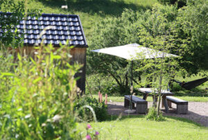 Garten mit Sitzbereich, Seilerhansenhof